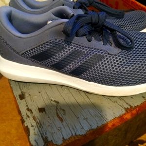 Adidas tennis shoes